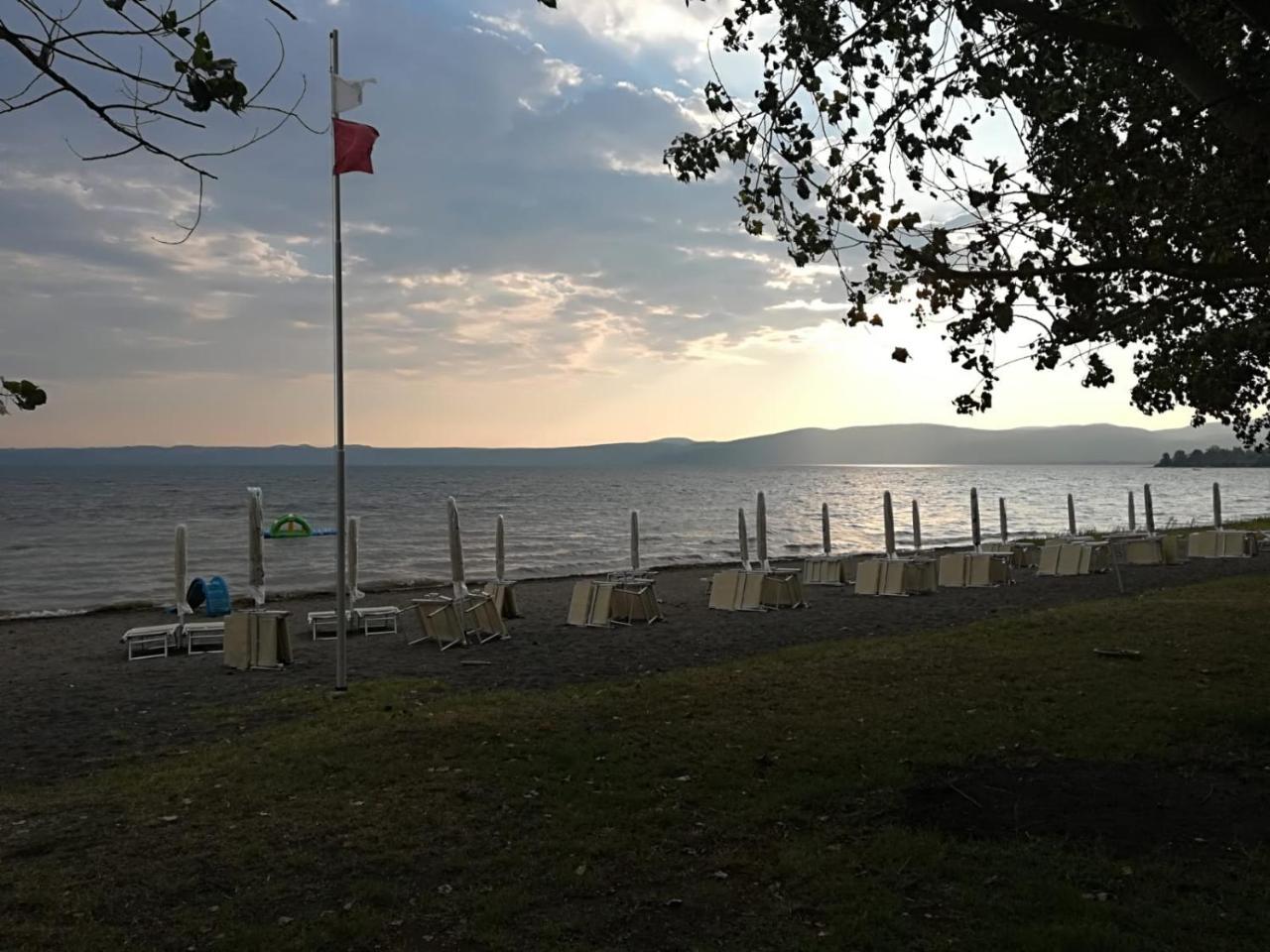 Camping Smeraldo Trevignano Romano Kültér fotó